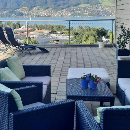 Chalet Thunersee View *