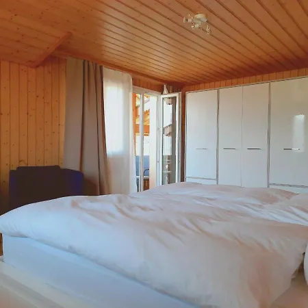 Chalet Thunersee View * Spiez
